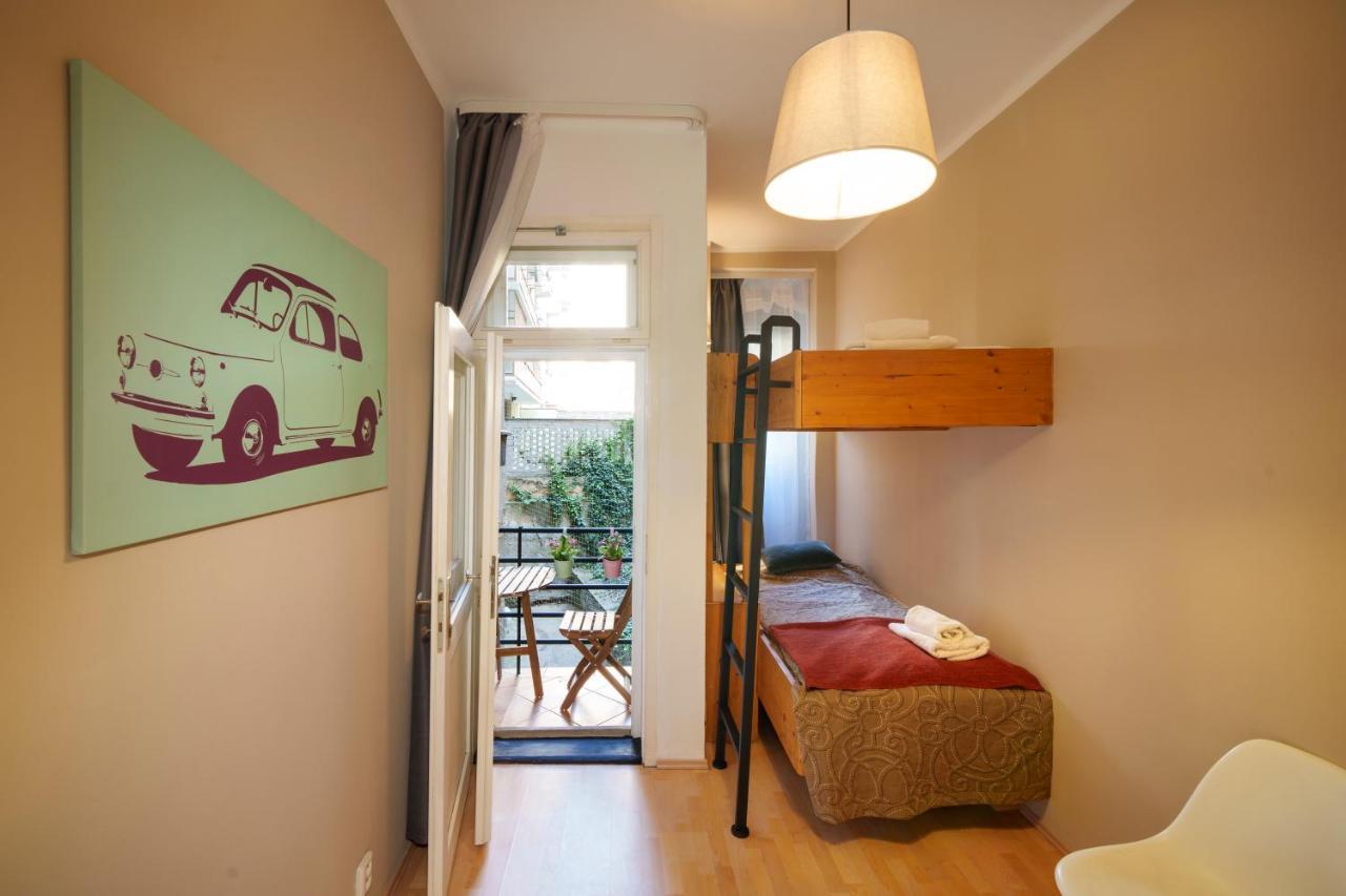 Dlouha With Balcony Apartment Prague